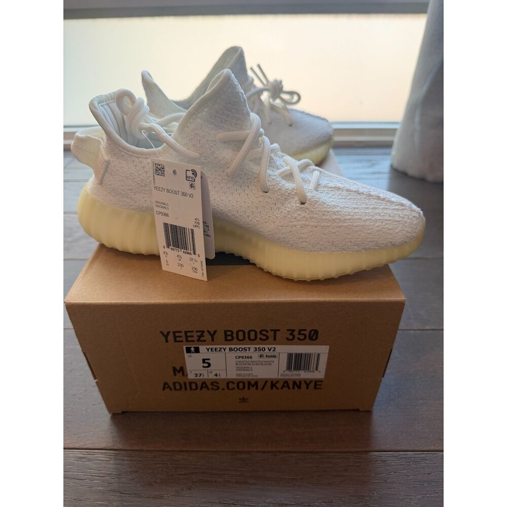 Yeezy Boost 350 V2 CP9366 Mens Size 5 - New In Box - 100% Authentic
